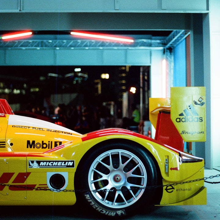 Cinestill 800t - 35mm film sample image 2