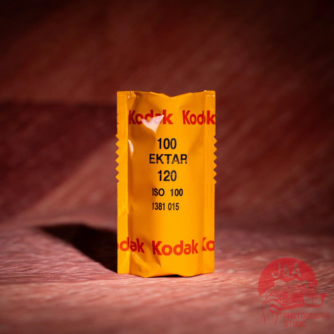 Kodak Ektar 100 120 medium format color negative film roll for sharp, vibrant analog photography. 1 roll
