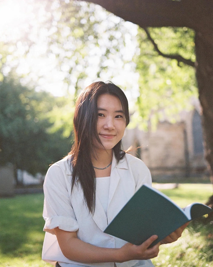 Portrait photography in natural light using Kodak Portra 400 120 film with accurate colours and soft contrast