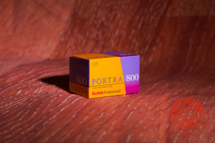 Kodak Portra 800 35mm film roll in box showcasing professional colour negative film for portraits, travel, and low-light photography.